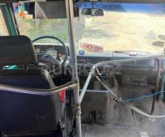Mercedes 208 D 1993 Dizel 80 400000 km Mikroavtobuslar Mexanika