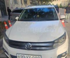 Volkswagen Tiguan 2012 Benzin 200 Offoard / SUV 245000 km Avtomat
