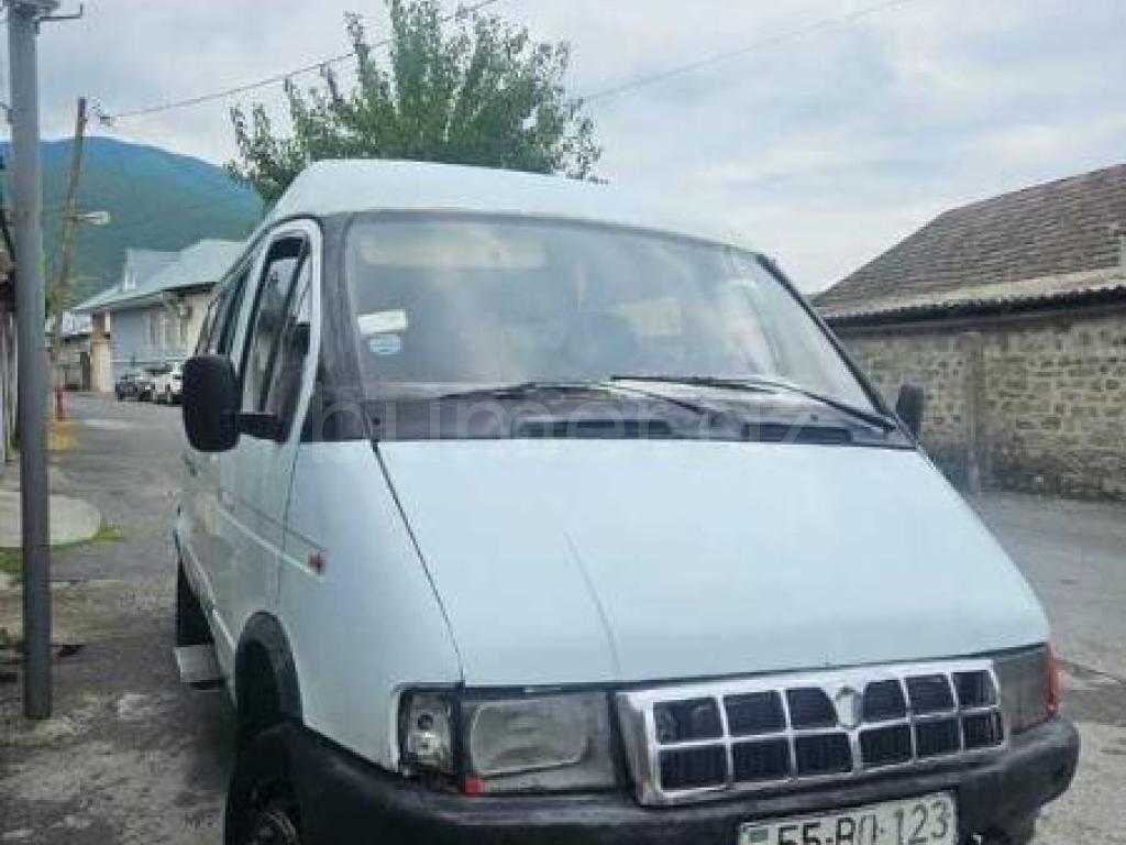 GAZ 322173 2000 Benzin 100 130000 km Mikroavtobuslar Mexanika