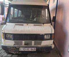 Mercedes 208 D 1994 Dizel 120 350000 km Mikroavtobuslar Mexanika