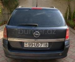 Opel Astra 2007 Dizel 90 Universal 415166 km Mexanika