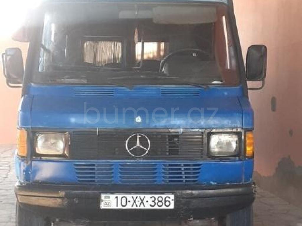 Mercedes 208 D 1992 Dizel 150 579000 km Mikroavtobuslar Mexanika