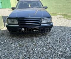 Mercedes C Class C 180 1999 Benzin 122 Sedan 573914 km Avtomat