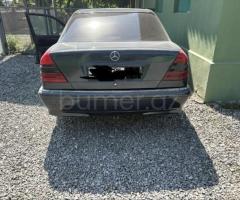 Mercedes C Class C 180 1999 Benzin 122 Sedan 573914 km Avtomat