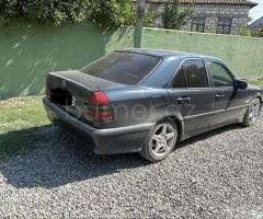 Mercedes C Class C 180 1999 Benzin 122 Sedan 573914 km Avtomat
