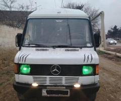 Mercedes 208 D 1994 Dizel 100 300958 km Mikroavtobuslar Mexanika