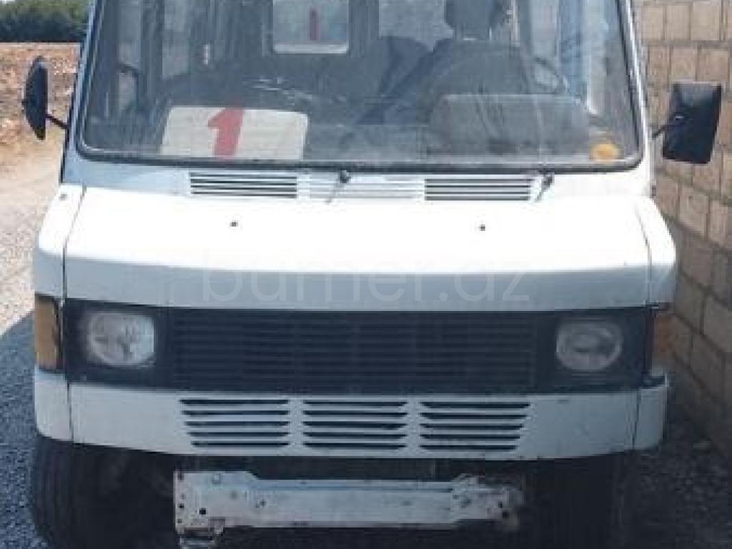 Mercedes 208 D 1991 Dizel 100 100000 km Mikroavtobuslar Mexanika