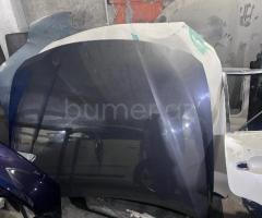 Ban-Kuza hissələr BMW