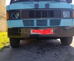 Mercedes 208 D 1995 Dizel 100 500000 km Mikroavtobuslar Mexanika
