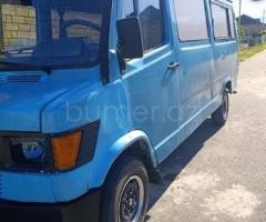 Mercedes 208 D 1995 Dizel 100 500000 km Mikroavtobuslar Mexanika