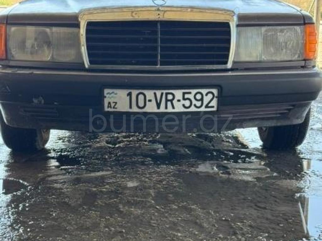 Mercedes 190 1993 Benzin 107 Sedan 352487 km Avtomat