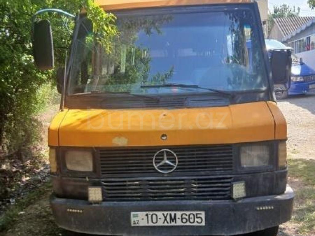 Mercedes 207 D 1992 Dizel 120 300000 km Mikroavtobuslar Mexanika