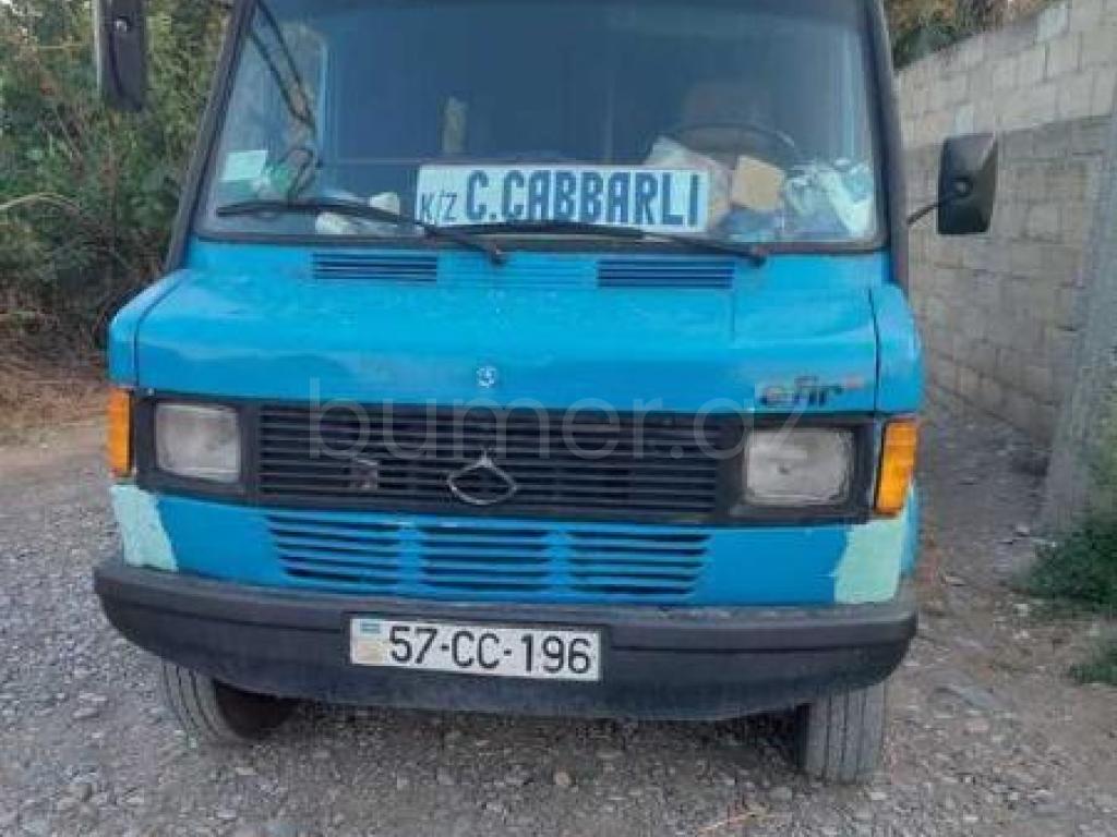 Mercedes 208 D 1992 Dizel 135 600000 km Mikroavtobuslar Mexanika