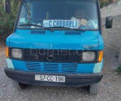 Mercedes 208 D 1992 Dizel 135 600000 km Mikroavtobuslar Mexanika