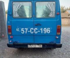 Mercedes 208 D 1992 Dizel 135 600000 km Mikroavtobuslar Mexanika