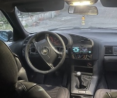 BMW 3-series 318 1993 Benzin 140 Sedan 390000 km Mexanika