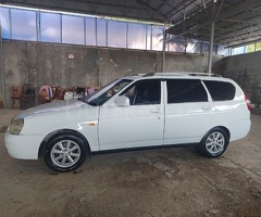 LADA (VAZ) Priora 2012 Benzin 98 Universal 350000 km Mexanika