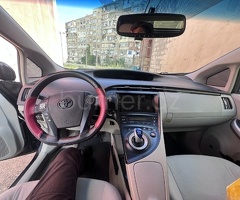 Toyota Prius 2010 Hibrid 98 Filtbek 300000 km Avtomat