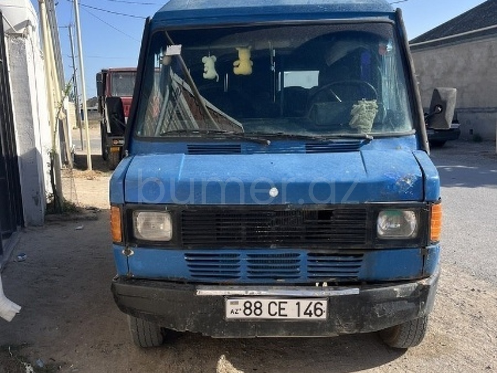 Mercedes 208 D 1992 Dizel 90 794600 km Avtobuslar Mexanika