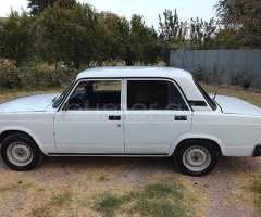 LADA (VAZ) 2107 2007 Benzin 75 Sedan 250000 km Mexanika