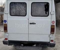Mercedes 208 D 1993 Dizel 99 400000 km Mikroavtobuslar Mexanika