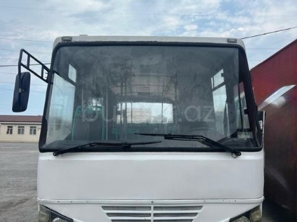 Isuzu NP 37 2007 Dizel 170 150000 km Mikroavtobuslar Mexanika