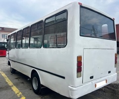 Isuzu NP 37 2007 Dizel 170 150000 km Mikroavtobuslar Mexanika