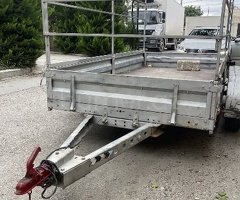 2012 Kiçik yük qoşquları