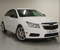 Chevrolet Cruze 2013 Benzin 140 Sedan 270000 km Avtomat