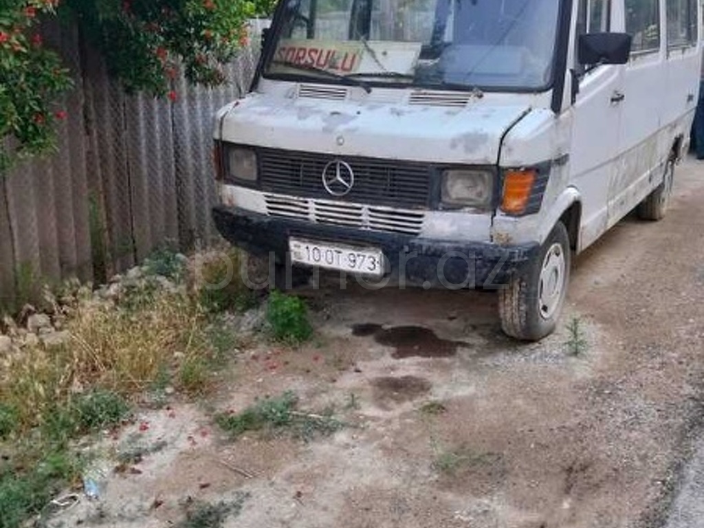 Mercedes 208 D 1993 Dizel 79 324790 km Mikroavtobuslar Mexanika