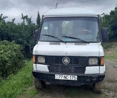 Mercedes 208 D 1993 Dizel 100 500000 km Mikroavtobuslar Mexanika