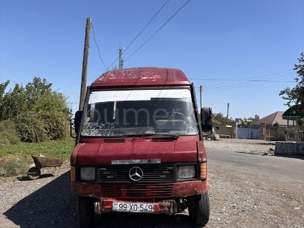 Mercedes 207 D 1993 Dizel 150 120000 km Avtobuslar Mexanika