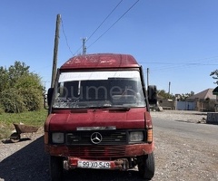 Mercedes 207 D 1993 Dizel 150 120000 km Avtobuslar Mexanika