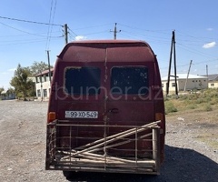 Mercedes 207 D 1993 Dizel 150 120000 km Avtobuslar Mexanika