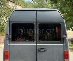 Mercedes 208 D 1993 Dizel 90 200000 km Mikroavtobuslar Mexanika