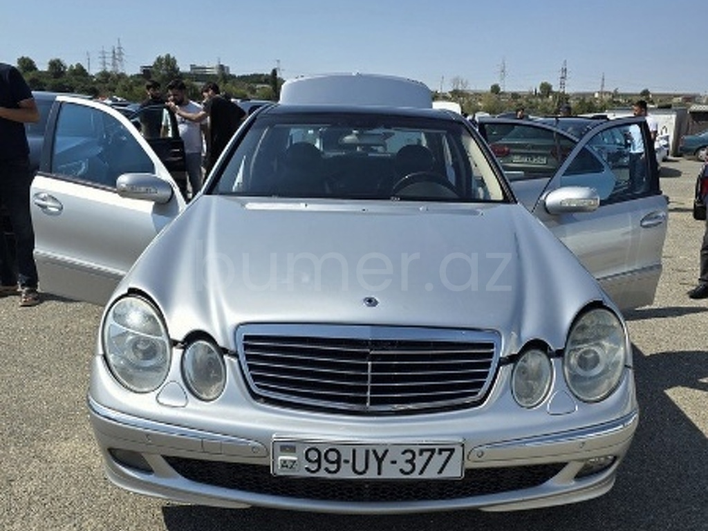 Mercedes E Class E 270 2002 Dizel 177 Sedan 451917 km Avtomat