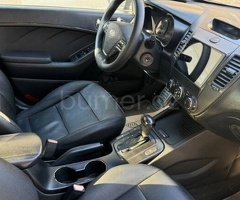 Kia Cerato 2013 Benzin 130 Sedan 220000 km Avtomat