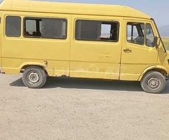 Mercedes 308 D 1990 Dizel 82 300000 km Mikroavtobuslar Mexanika