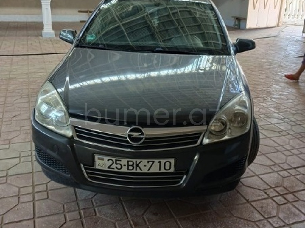 Opel Astra 2009 Benzin 90 Hetçbek 300000 km Mexanika