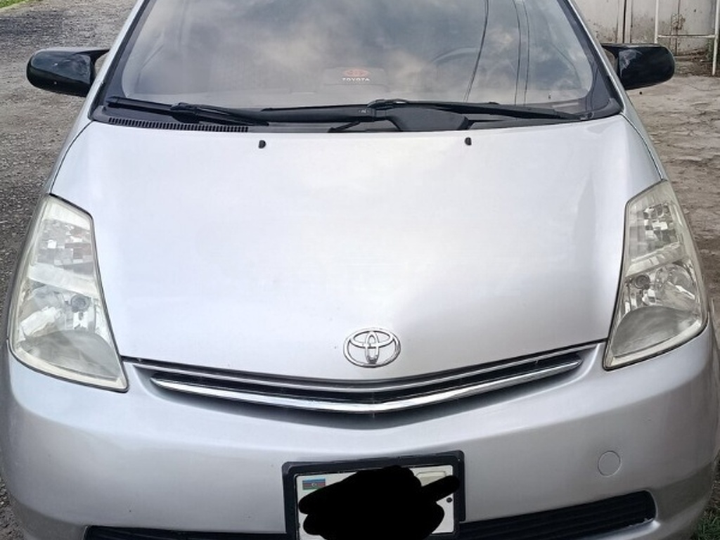 Toyota Prius 2007 Hibrid 76 Filtbek 643738 km Avtomat