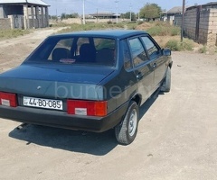 LADA (VAZ) 21099 2004 Benzin 70 Sedan 392000 km Mexanika