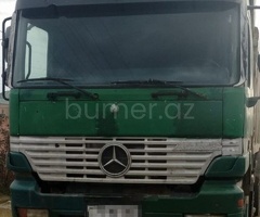 MARKALAR Mercedes Actros 4140 2000 Dizel 440 300000 km Avtomat