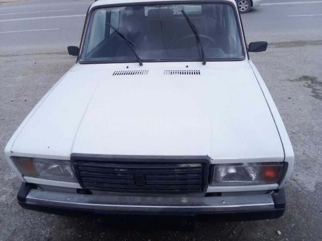 LADA (VAZ) 2104 2006 Benzin 68 Universal 10000 Mexanika
