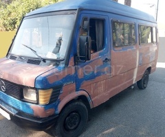 Mercedes 208 D 1994 Dizel 108 250000 km Mikroavtobuslar Mexanika