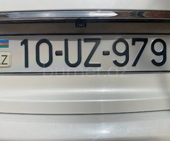 10-UZ-979