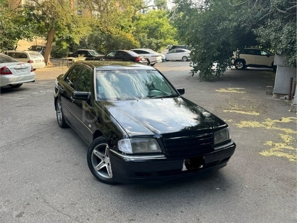 Mercedes C Class C 240 1998 Benzin 170 Sedan 284848 km Avtomat