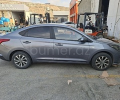 Hyundai Accent 2021 Benzin 123 Sedan 47600 km Avtomat
