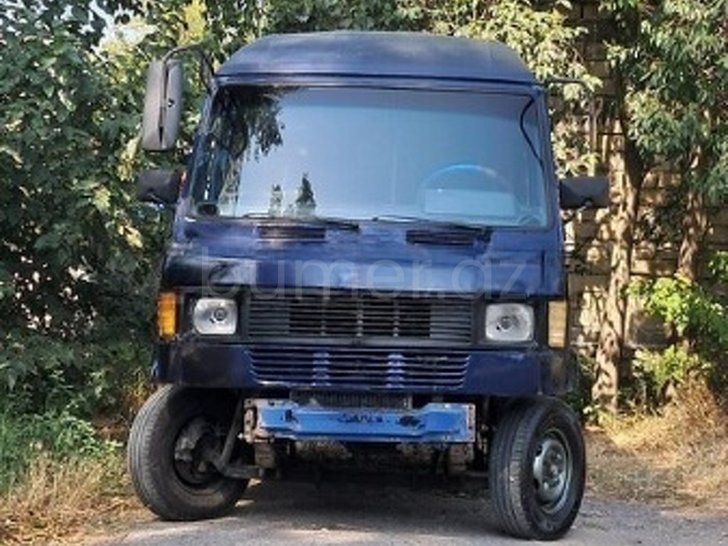 Mercedes 208 D 1992 Dizel 80 562988 km Mikroavtobuslar Mexanika
