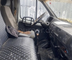 MARKALAR GAZ 33021 2000 Benzin 100 300000 km Mexanika