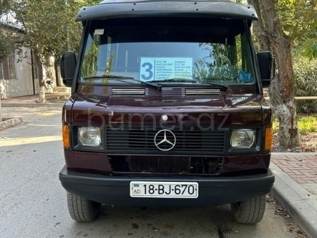 Mercedes 208 D 1993 Dizel 107 200000 km Mikroavtobuslar Mexanika